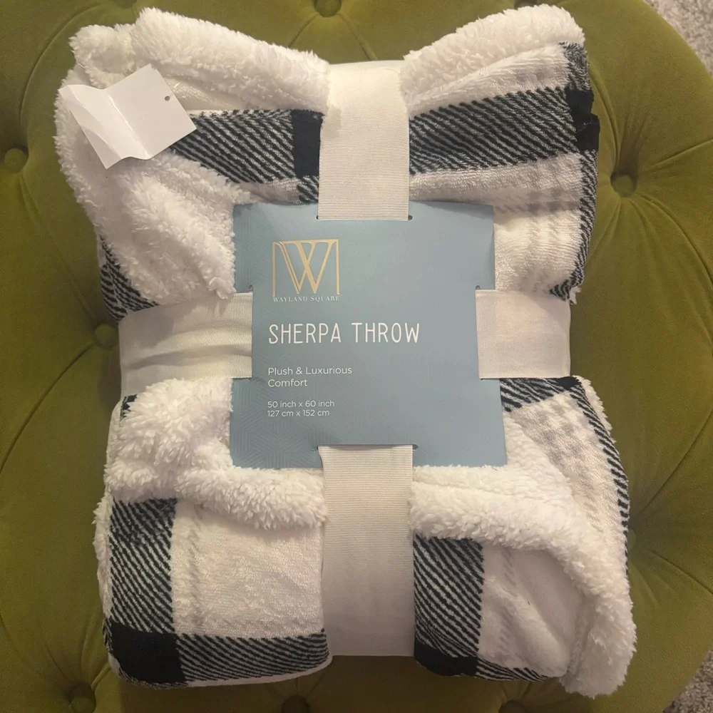 🖤Sherpa Throw Blanket - Picture 1 of 7